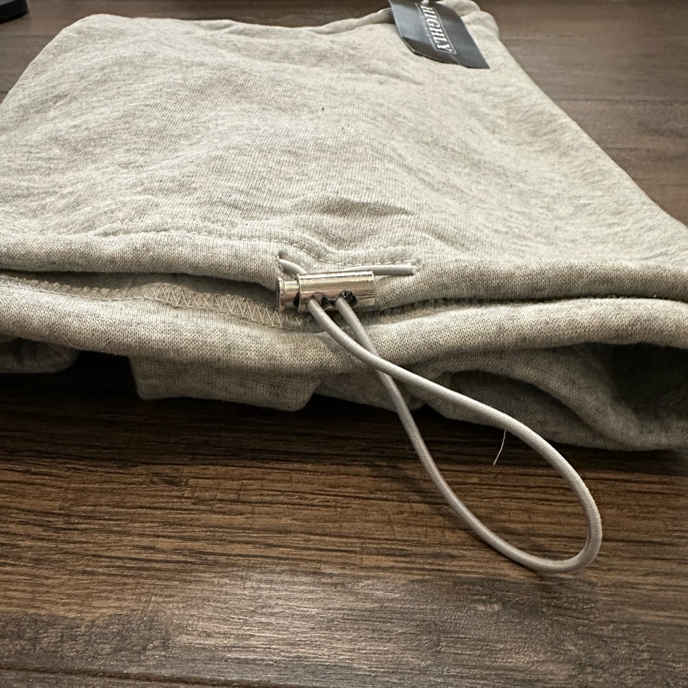 Gray Sweater - Picture 2 of 4